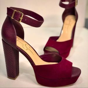 Jessica Simpson Never Worn Burgundy Platform heels